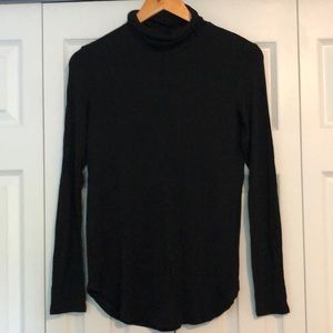 Old Navy Black Turtle Neck Long Sleeve